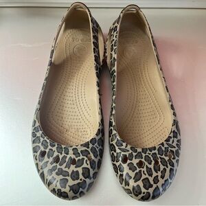 Women Crocs. Used them 1 time.